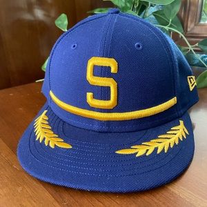 Brand New Throwback Seattle Mariners Low Profile Hat. New Era 59Fifty size 7 3/8